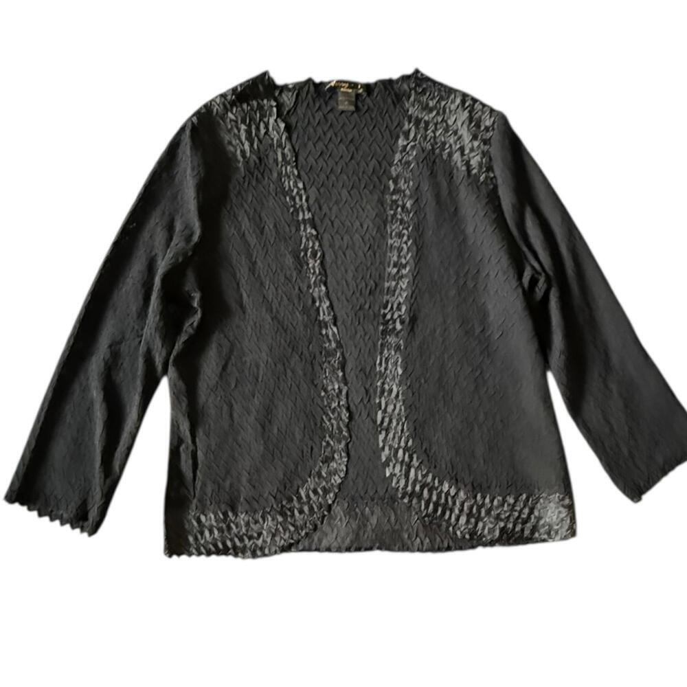 Jerry T New York Textured Open Front Jacket – Size 1X